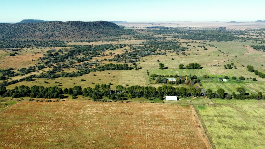 3 Bedroom Property for Sale in Bloemfontein Rural Free State